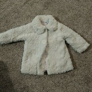 Greendog 18 mths soft white coat